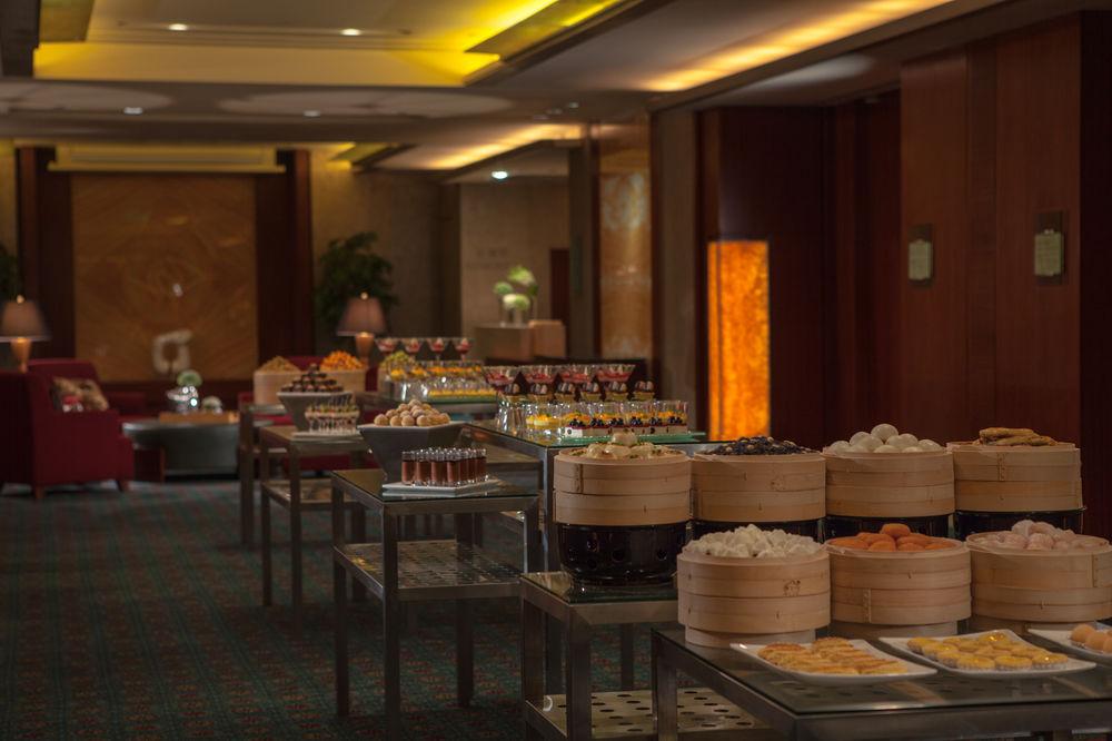 Renaissance Wuhan Hotel Exterior foto